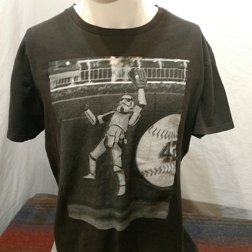 Men's tee shirt